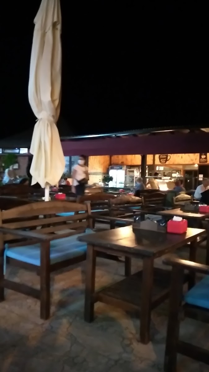 Rocca Cafe Lounge-10