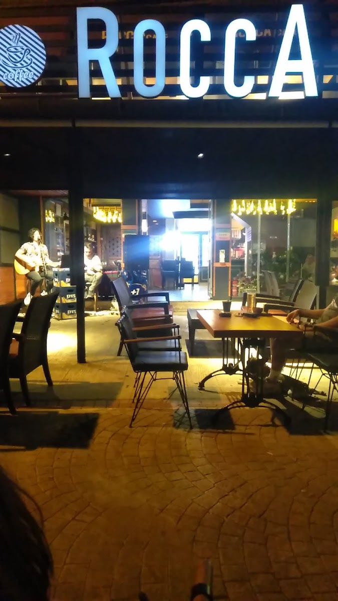 Rocca Cafe Lounge-3
